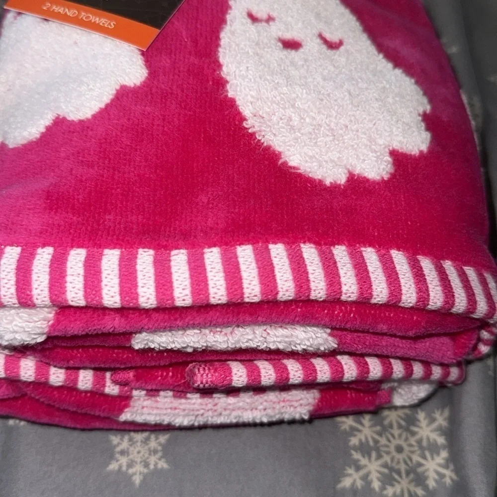 Caro Pink ghost 2 reversible hand Towels 2025 👻👻
